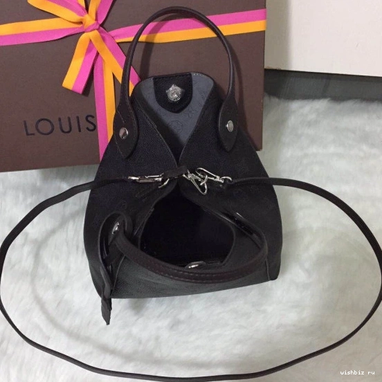 WIS LOUIS VUITTON HINA PM 1126